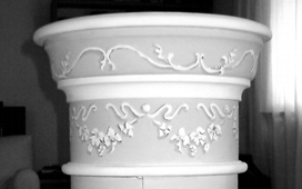 Colonna decorata